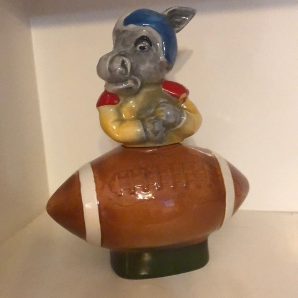 Jim Beam donkey‎ football decanter made of ceramic vintage  1972